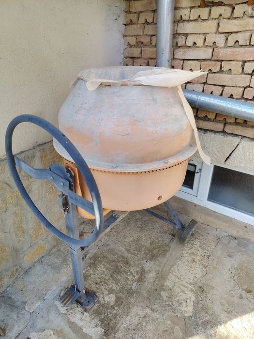 Бетонобъркачка, 140л