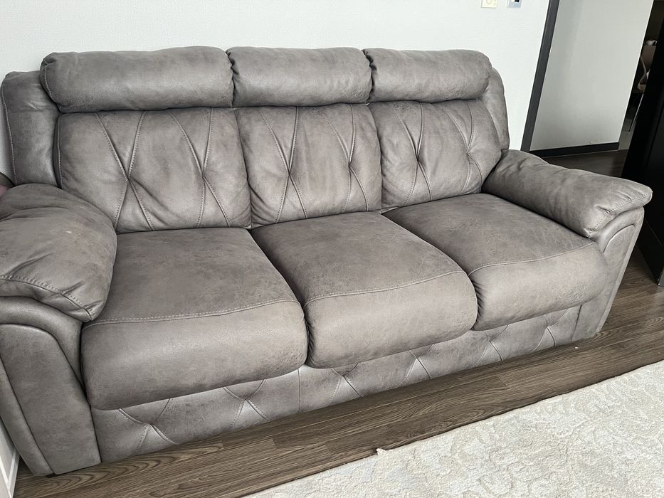 Продам диван новый