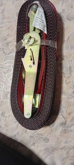 Стяжной ремень для грузов!
•