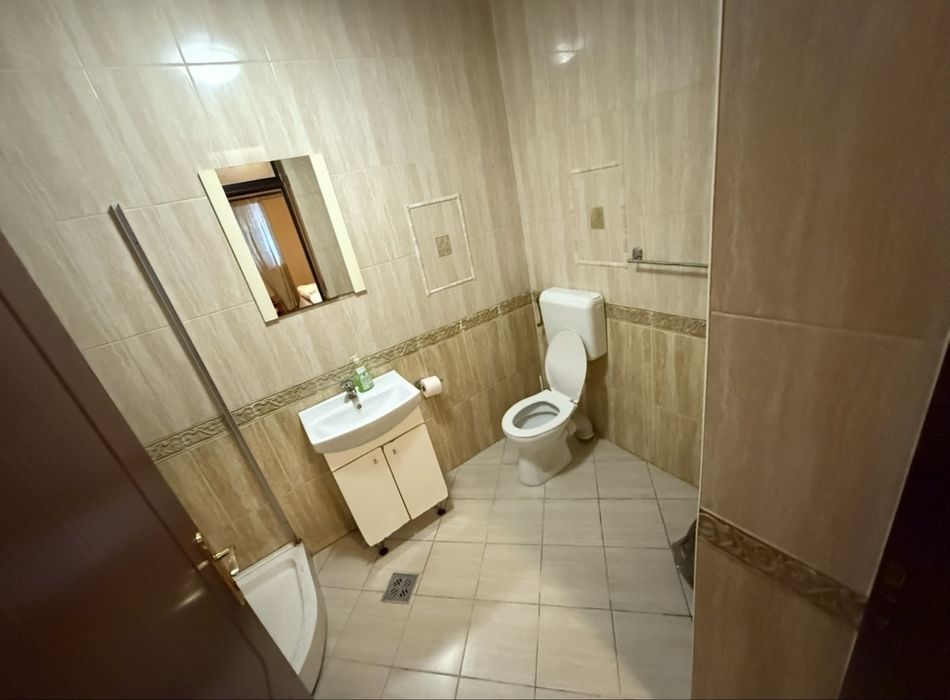 Ofer cazare pentru echipe de muncitori.