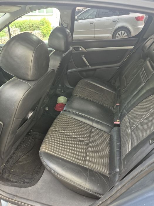 Vând peugeout 407 2.0