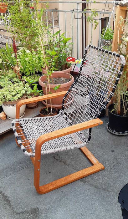 Люлеещ се стол Икеа напълно реставриран