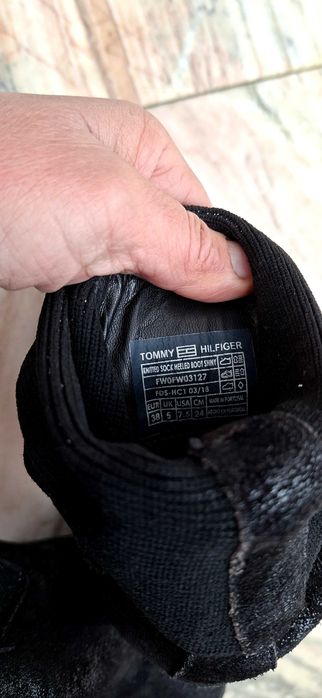 Ghete piele negre elegante Tommy Hilfiger 38