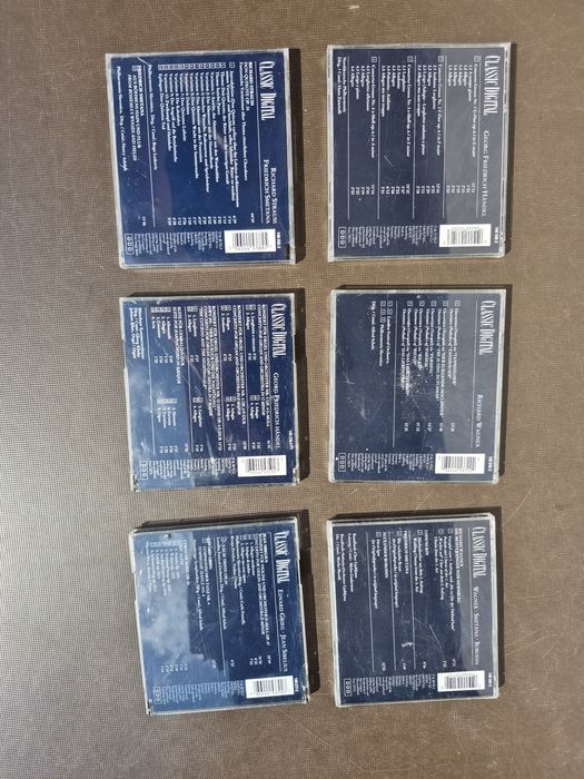 Vând Lot 16 CD cu muzica clasica mixta de colectie,compozitorii celebrii