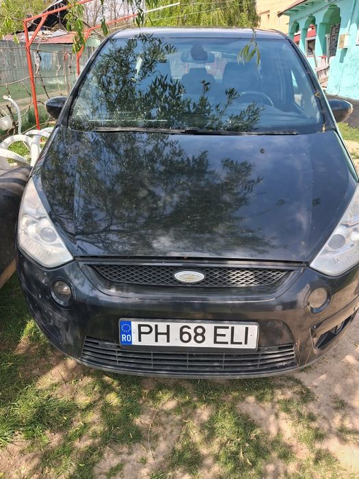 Ford S Max masina