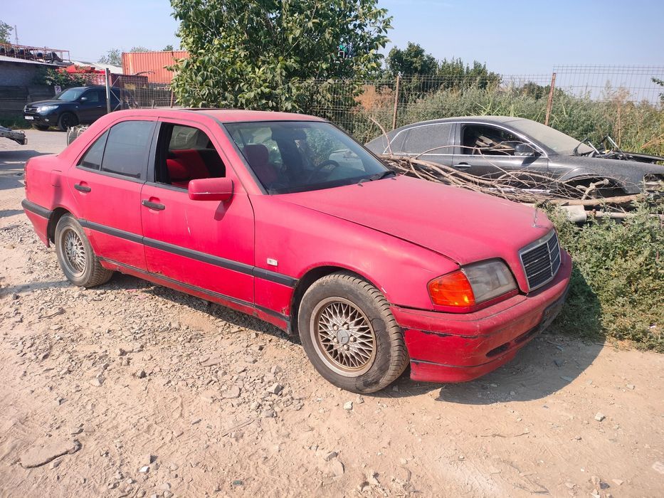 Dezmembrari Mercedes-Benz C-CLASS (W202) (1993-2001) C 200 D (202.120