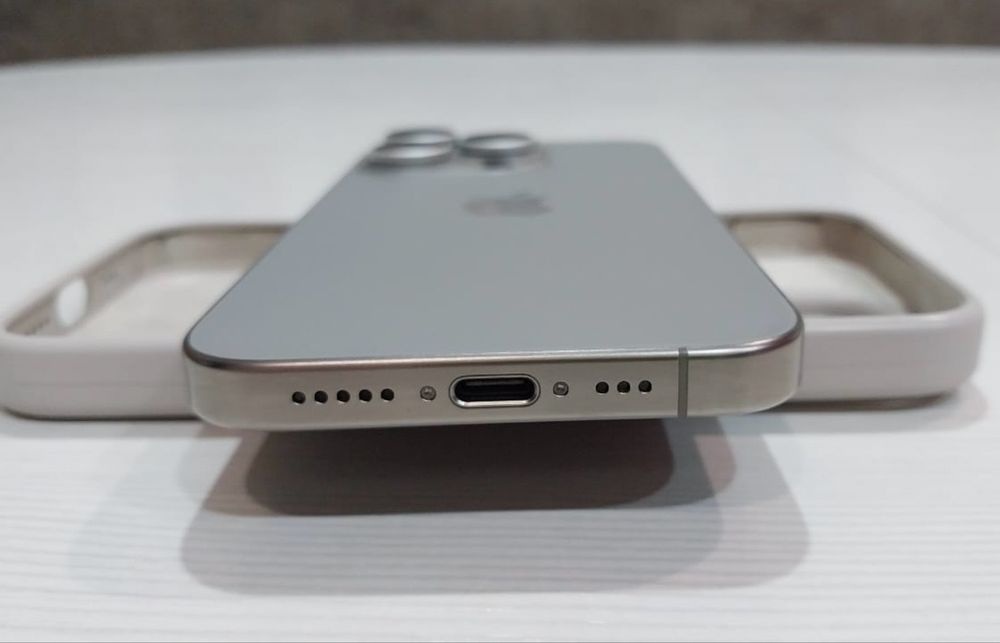 Iphone 15 pro 128 gb