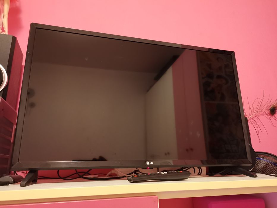 LG 32lq570 b6la спукана матрица