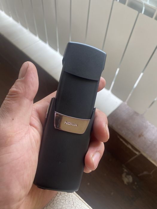 Продам Nokia 8910i