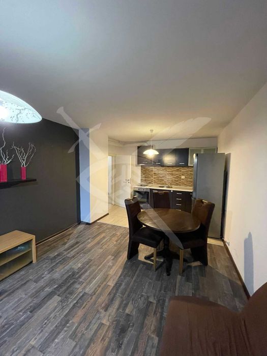 Дава се под наем Тристаен апартамент в Варна, Младост 2 - 68 кв.м за 450 € - Снимка #2