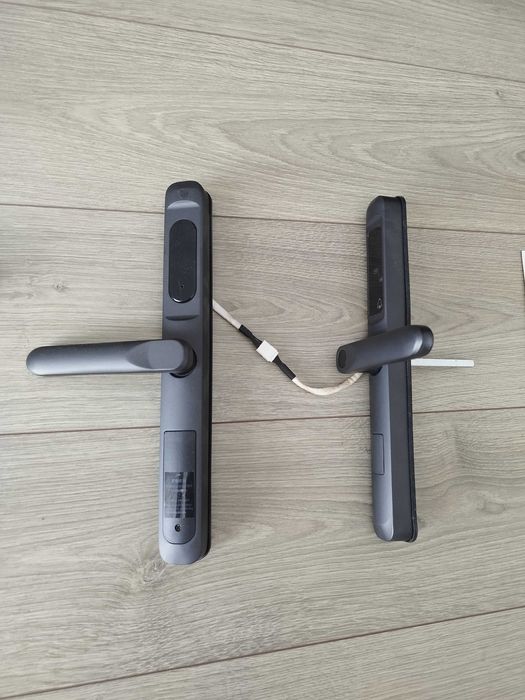 yala smart touch aplicatie tuya