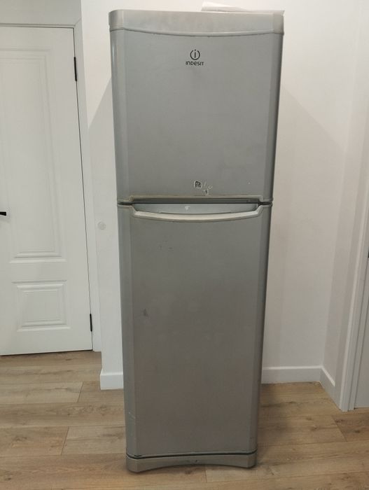 Холодильник не рабочий