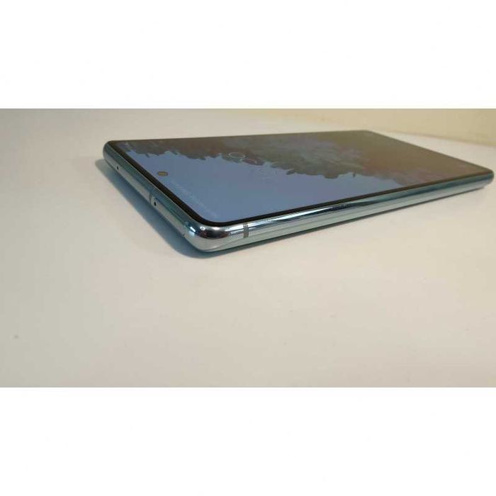 Samsung Galaxy S20 FE 128GB, 6GB RAM, 120hz, Android 13 - перфектен