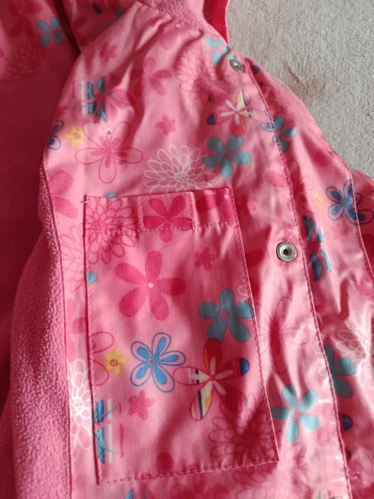 Яке дъждобран за момиченце