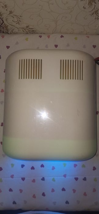 UV лампа для маникюра