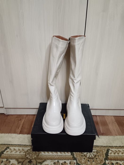 Сароги женские нлаые