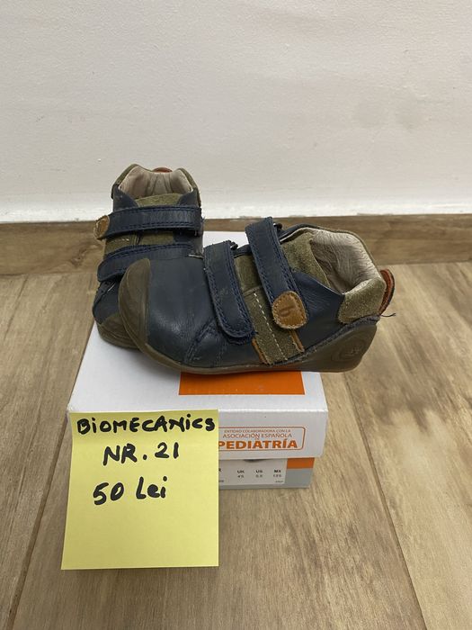 Vand pantofi pentru copii
