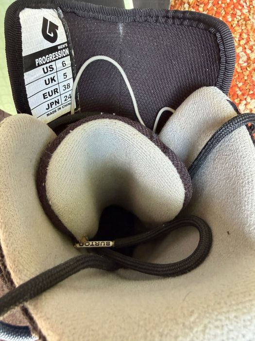УНИКАЛЕН Сноуборд BURTON LTR 144 + подарък Автомати + Обувки Burton 38 -НОВИ