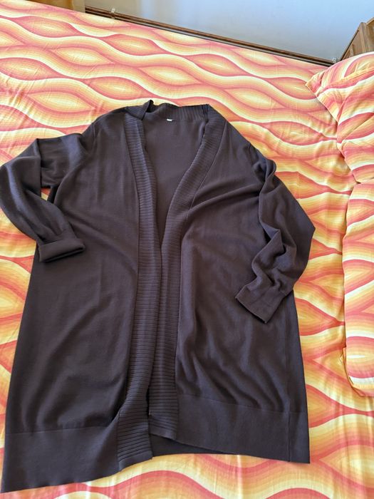 Cardigan maro superb ca nou