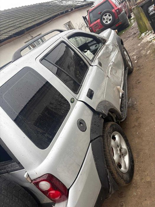 Vand Land Rover Freelander 1 non facelift si unul facelift motor BMW