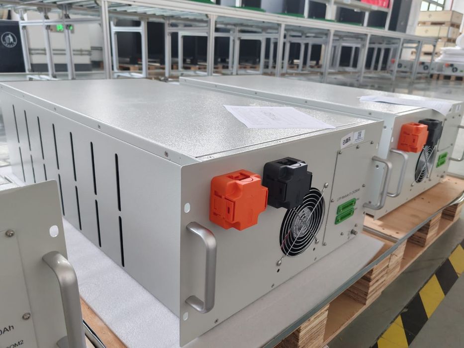 Батеря 215kWh 100kW CATL LiFePO4