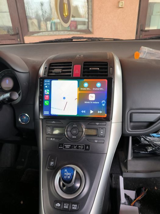 Navigatie android Toyota Auris Waze YouTube GPS BT