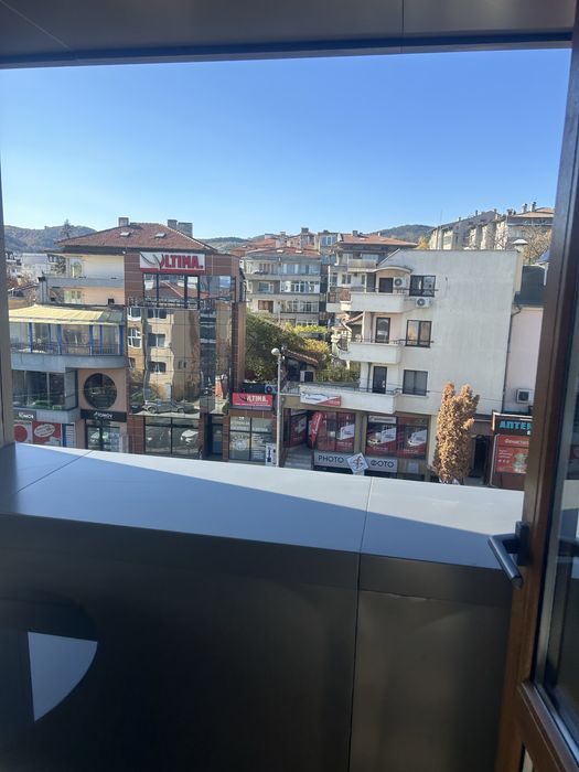 Дава се под наем Двустаен апартамент в Шумен, м-т Сакарка - 70 кв.м за 408 € - Снимка #9