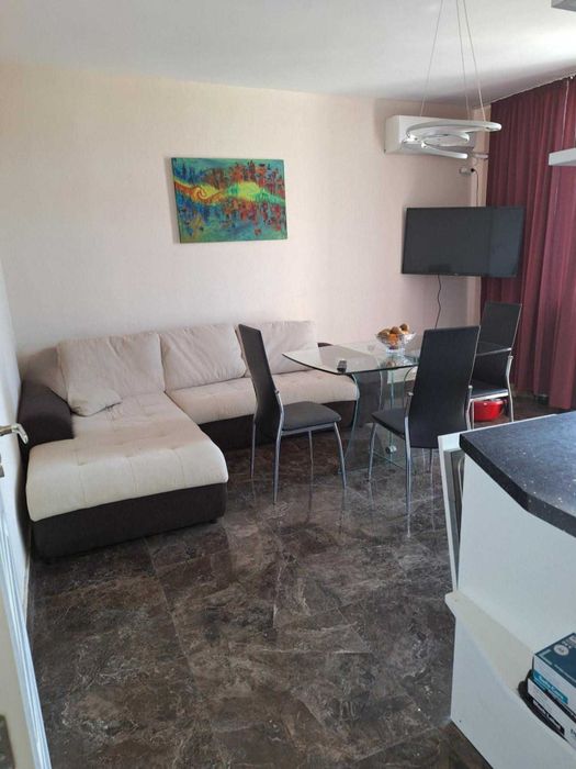 Продава се Тристаен апартамент в Пловдив, Кючук Париж - 64 кв.м за 1858 €/кв.м - Снимка #1