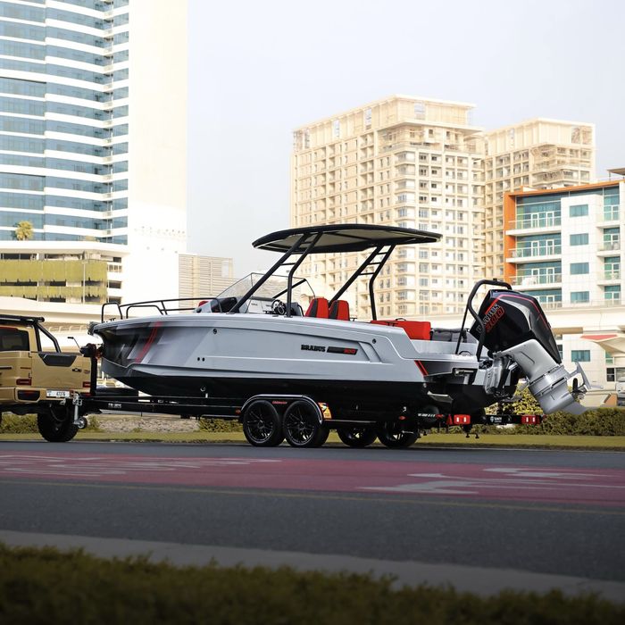 BRABUS Shadow 300 Катер