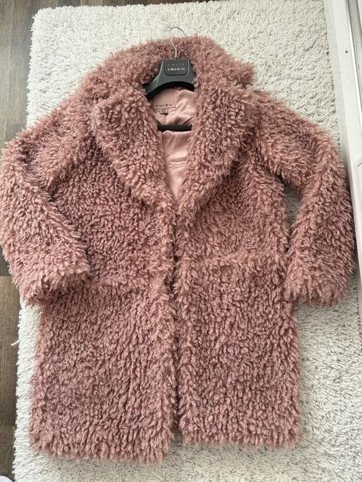 Розово пухено палто