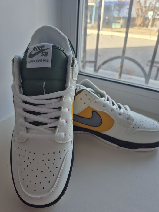 Кроссовки унисекс