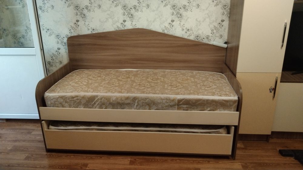 Продам мебель,  кровать