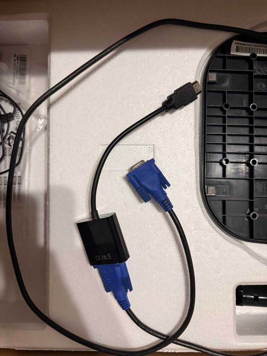 Monitor LG 24M45 LED LCD + adaptor HDMI - VGA