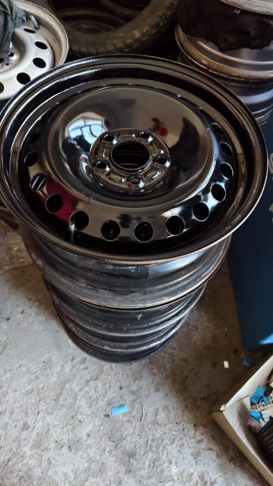 Продам диски R16 5/108