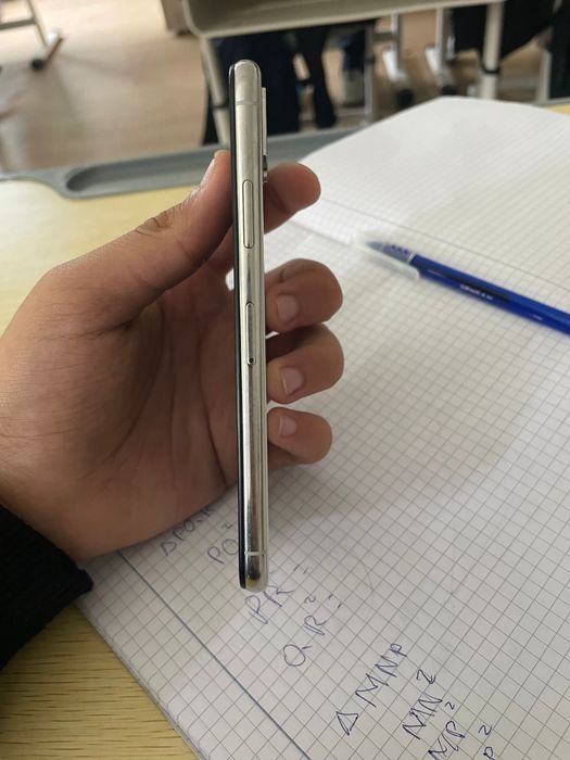 Vand IPhone X impecabil