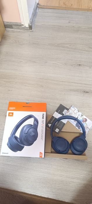 Оригинални слушалки jbl 720 tune
