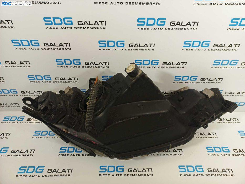 Far Stanga EUROPA Peugeot 206 1998 - 2010 Cod 9640559580 89003132 [L2184]
