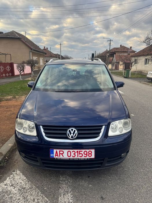Volkswagen Touran 2.0 TDi