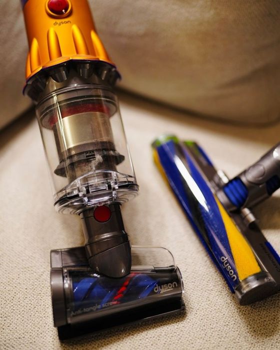 Dyson V12 Slim Absolute — лёгкий, мощный и удобный