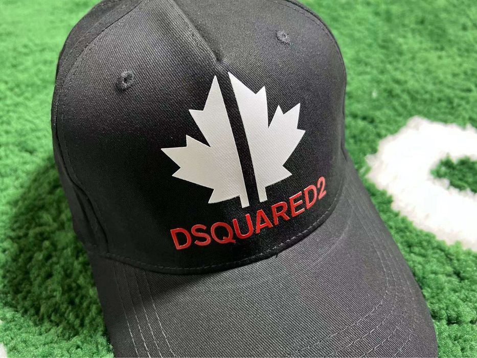 !! Reducere !! Sapca dsquared2 neagra