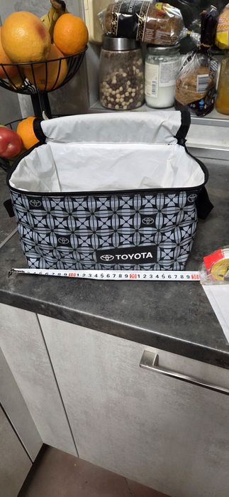 Топло,студена изолираща чанта Тойота