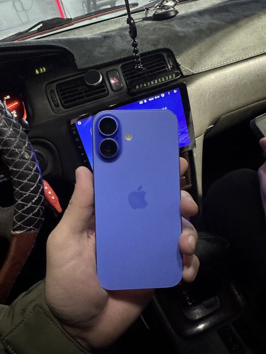 Iphone 16 128g blue