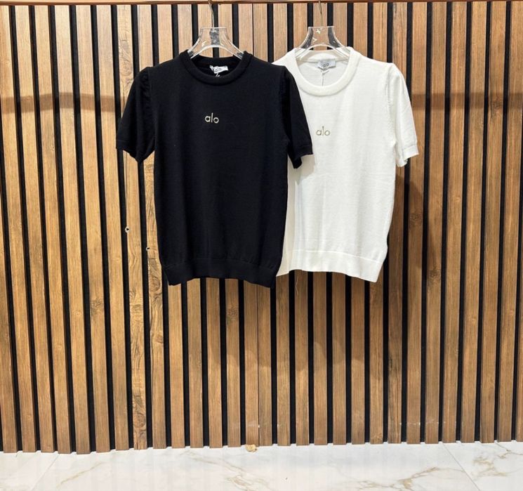 Pulovere de dama tricotate Polo/Alo