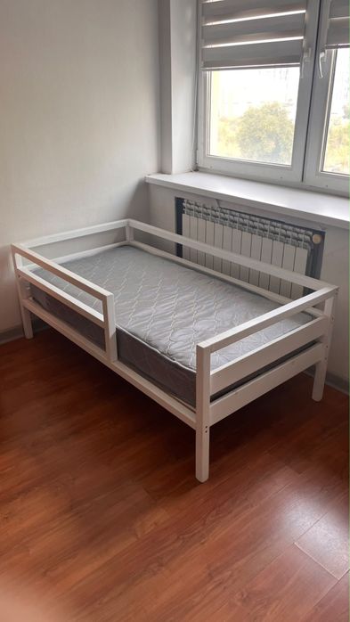 Продаи детскую кровать