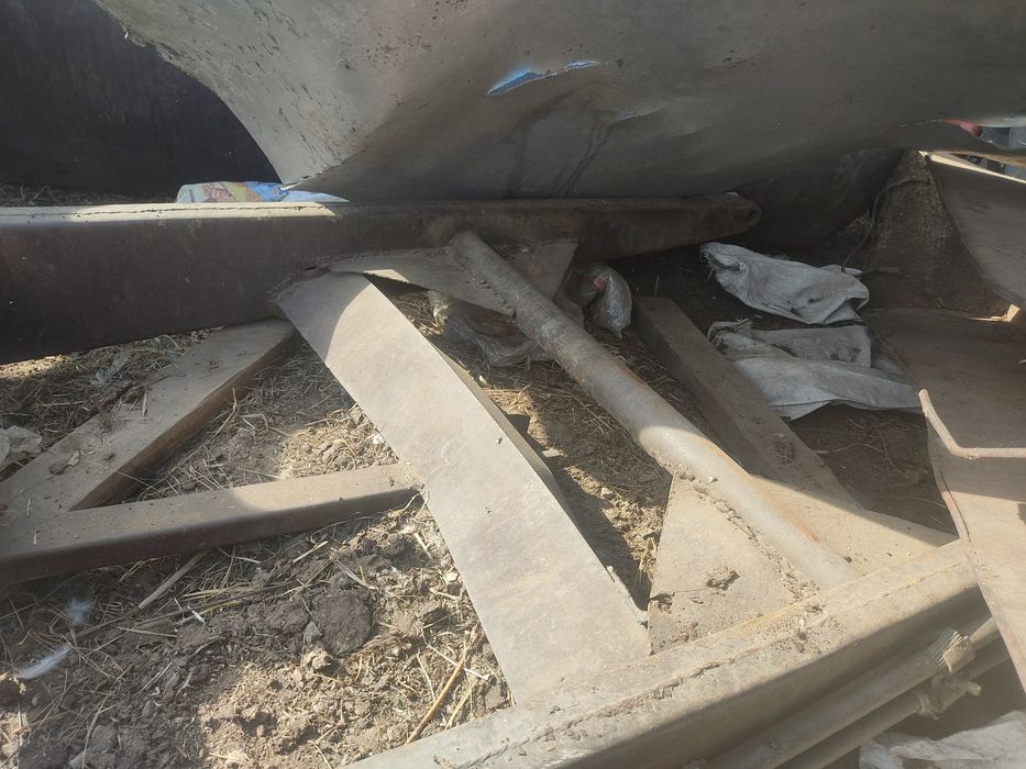 Продам Кун вилы на трактор