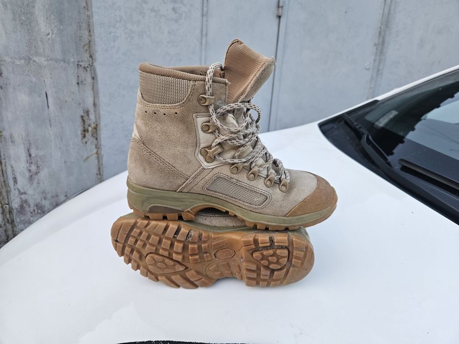 Bocanci Lowa 39 desert militari