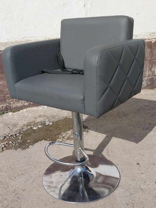 Кресло детское парикмахерское