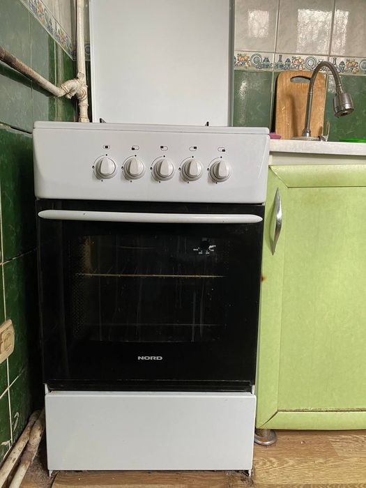 Газовая плита в отличном состоянии