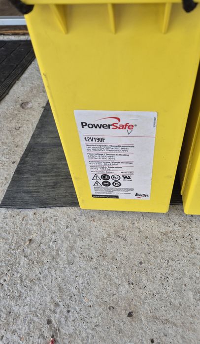 Vand acumulatori fotovoltaici 190 ah