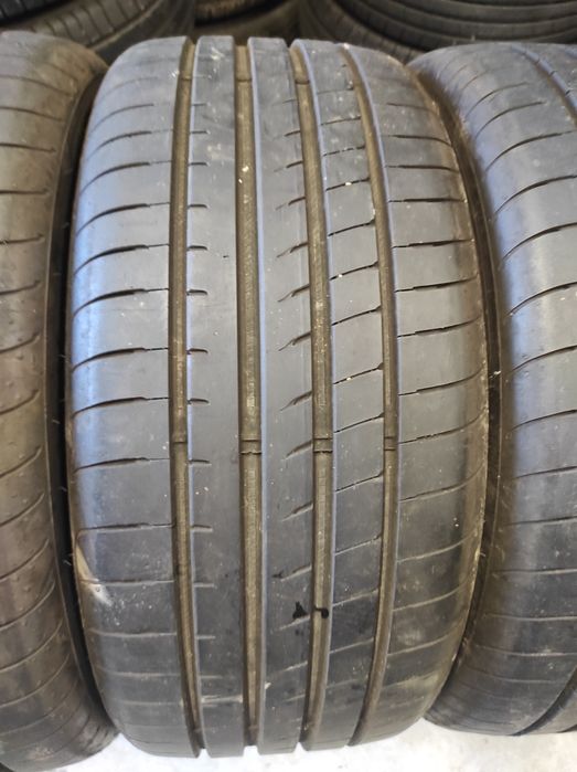 225/40/19 Гудиър